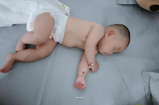 山南宝宝呼吸道感染发烧